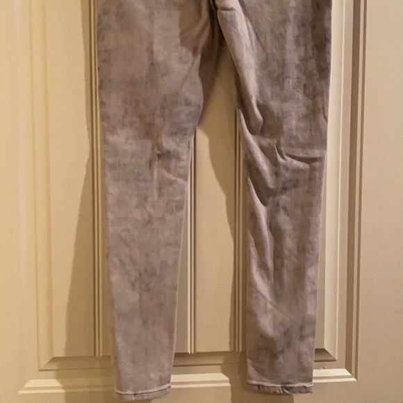 Express distressed stretched stone washed jeans. - Picture 9 of 9